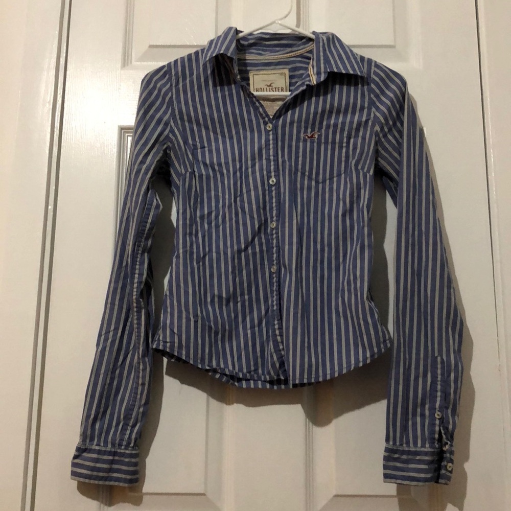 Long sleeve button up shirt
